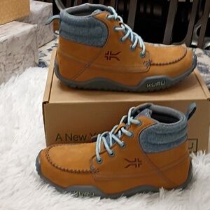 KURU Quest Women's Golden Wheat Blue Haze Hiking Boots Plantar Fascitis Support